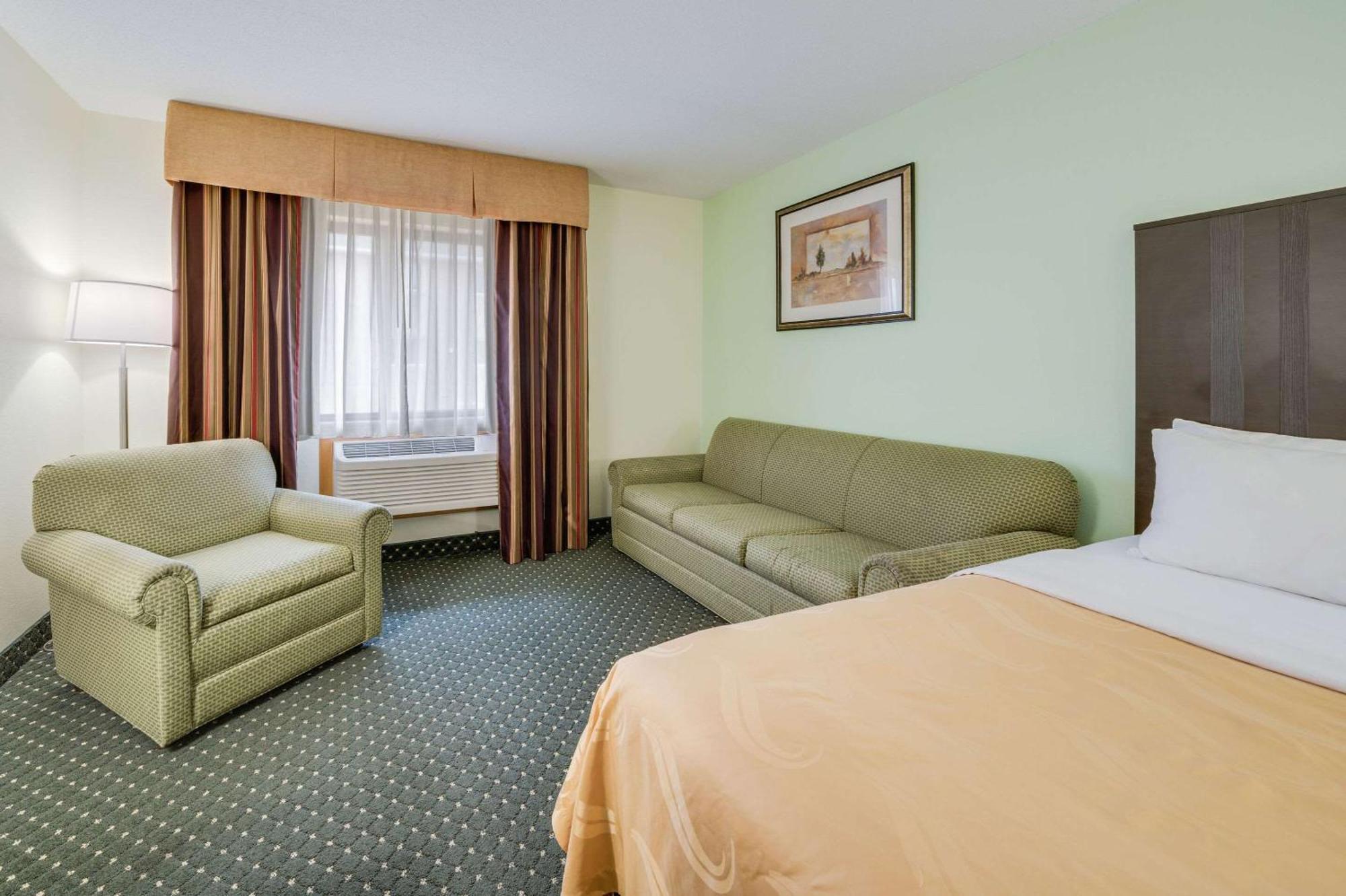 Quality Inn & Suites South Су-Фолс Екстер'єр фото