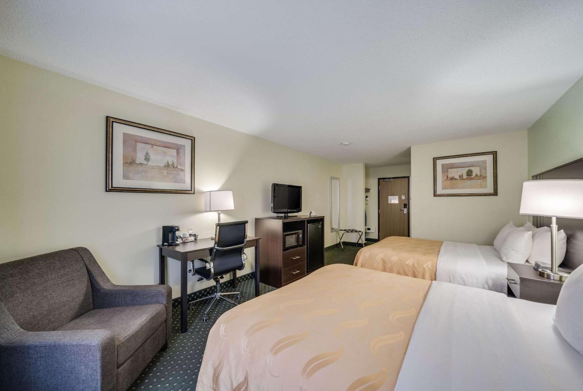Quality Inn & Suites South Су-Фолс Екстер'єр фото